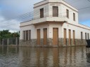 Prédio do centro alagado