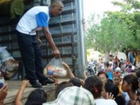 Distribuição de cestas de alimentos