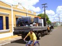 Familias realizando mudanças