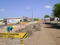 Avenida sendo consertada