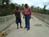 Prefeito Chico na Ponte do Barro