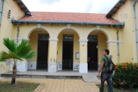 Entrada da Biblioteca Estadual 