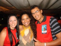 Adriana, Larissa Luz e José Luiz