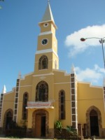 Igreja com nova pintura