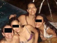 Fernanda com amigas