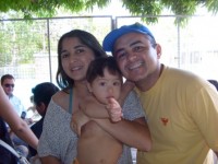 Jailson com esposa e filho