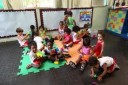 crianças na escola
