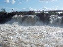 Cachoeira cheia