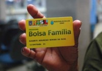 NOT-mais-de-15-mil-piauienses-devem-se-recadastrar-para-ter-direito-a-beneficio-do-programa-bolsa-familia1383131615_460_322
