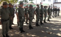 policiais