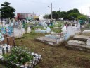 capina_no_cemiterio