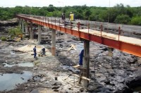 reforma-das-passarelas-da-cachoeira-do-urubu-esta-em-ritmo-acelerado-230945