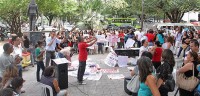 20120517103030_85d85