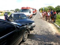 idoso-sofre-acidente-automobilistico-ao-invadir-a-contramao9e56840a5e68221cde02ae5e803836a5