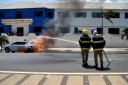 carro_incediado03