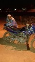 moto e espingarda